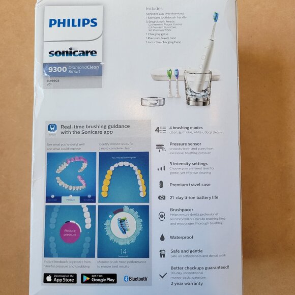 Philips Sonicare DiamondClean 9300 Electric Toothbrush - Picture 3 of 6